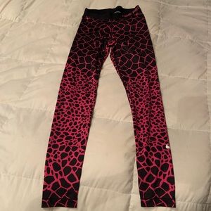 Nike Pro Pink Camo Leggings